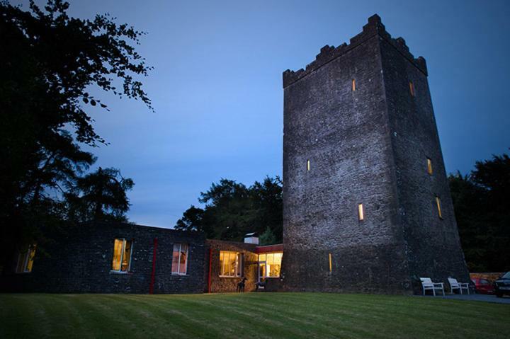 Ross Castle B&B Oldcastle Exterior photo